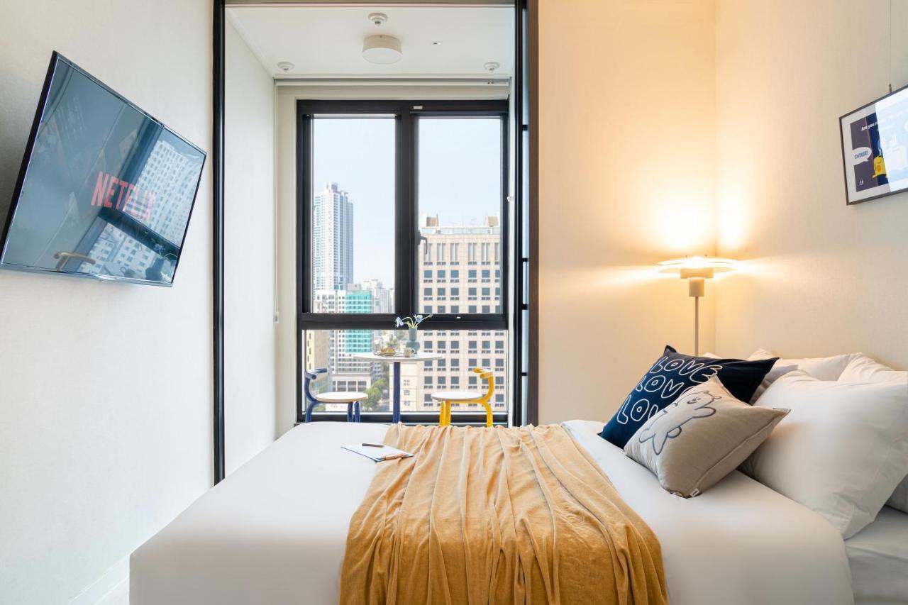 Urbanstay Seomyeon Пусан Экстерьер фото